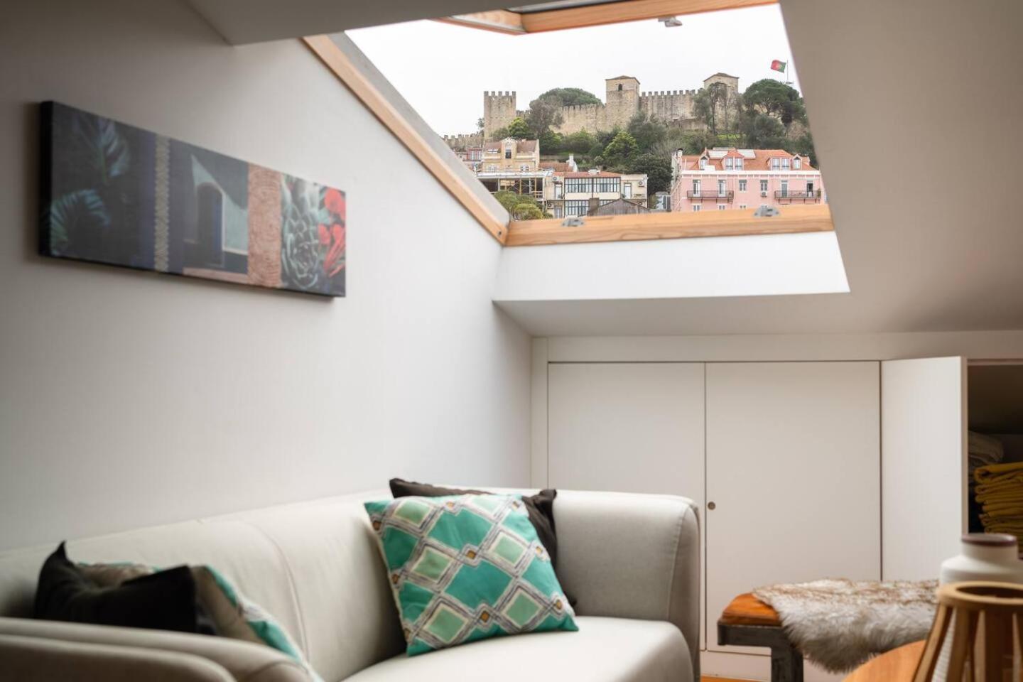 Castle-View Penthouse Duplex In Lisbon Appartement Lisboa